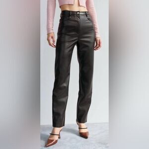 NEW Aritzia Wilfred Melina Tall Black Faux Leather Pants Women’s 6